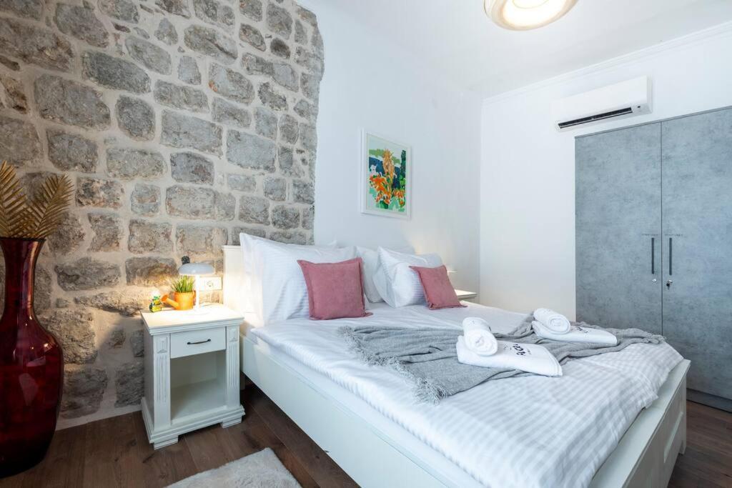 Flora-Heartbeat Old City Three Bedrooms Apartment Dubrovnik Luaran gambar