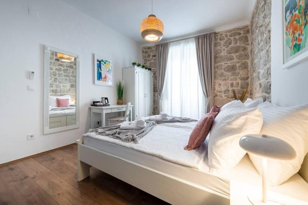 Flora-Heartbeat Old City Three Bedrooms Apartment Dubrovnik Luaran gambar
